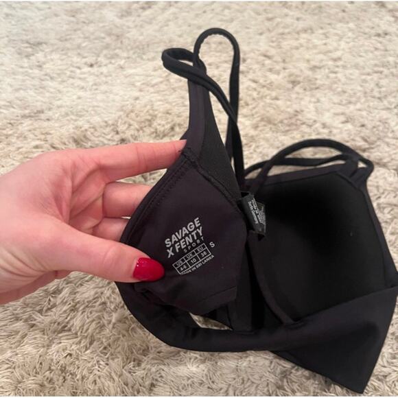 Savage X Fenty black strappy sports bra Size Small - Picture 4 of 4